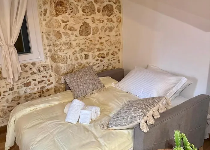 Lithari Apartment