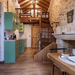 Apartament Lithari *