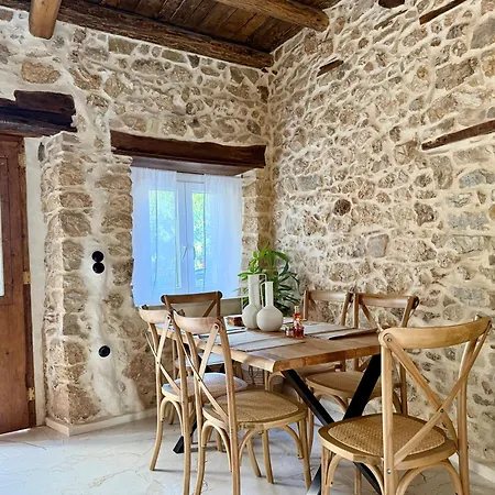 Lithari Appartement Sokrákion