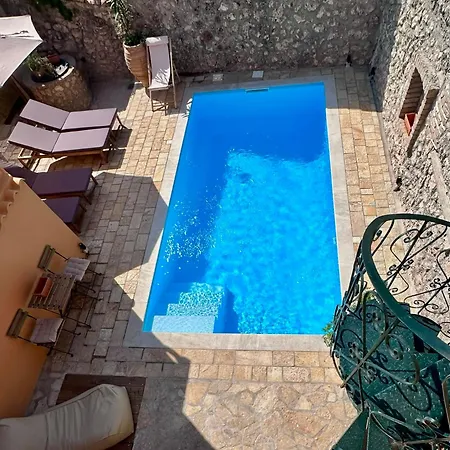 Appartement Lithari *